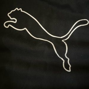 - Women’s XL puma sweatshirt blk